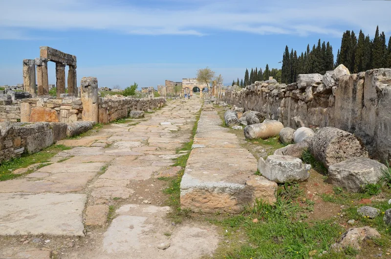 Hierapolis a Pamukkale – průvodce po památkách UNESCO