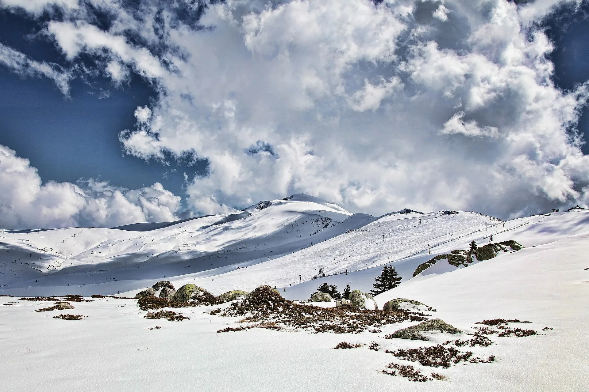 O Pequeno Olimpo (Uludağ) — estância de montanha e parque nacional de Bursa