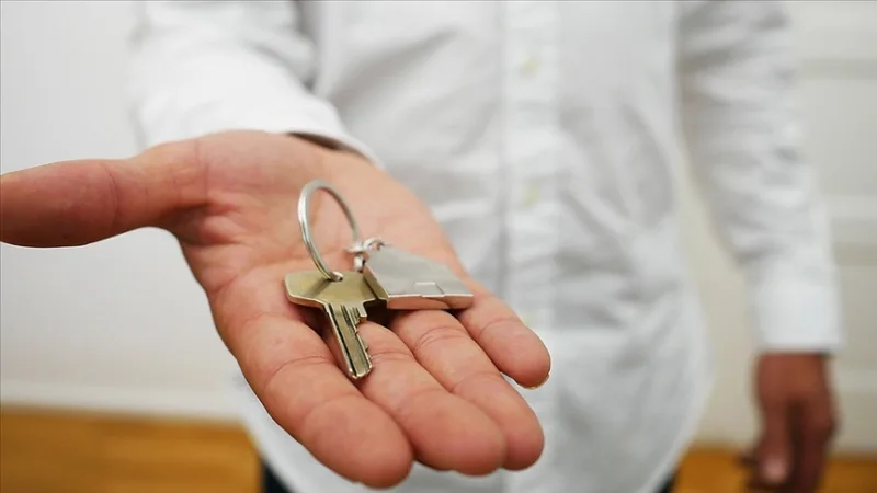 Los expertos advierten: «No se debe invertir vendiendo la vivienda en la que se vive»