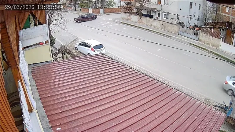 Nehoda v Tokate, pri ktorej boli zranené 2 osoby, zachytili bezpečnostné kamery