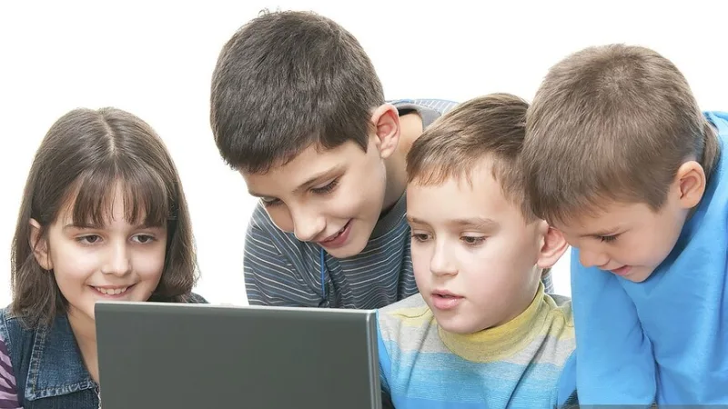 V Turecku se hledá nový plán pro bezpečnost dětí na internetu