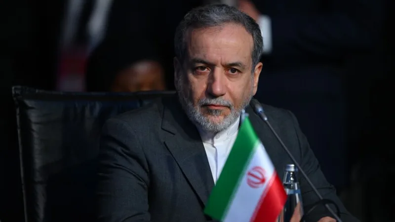 El ministro de Asuntos Exteriores de Irán, Erakchi, visitará Pakistán, Omán y Rusia